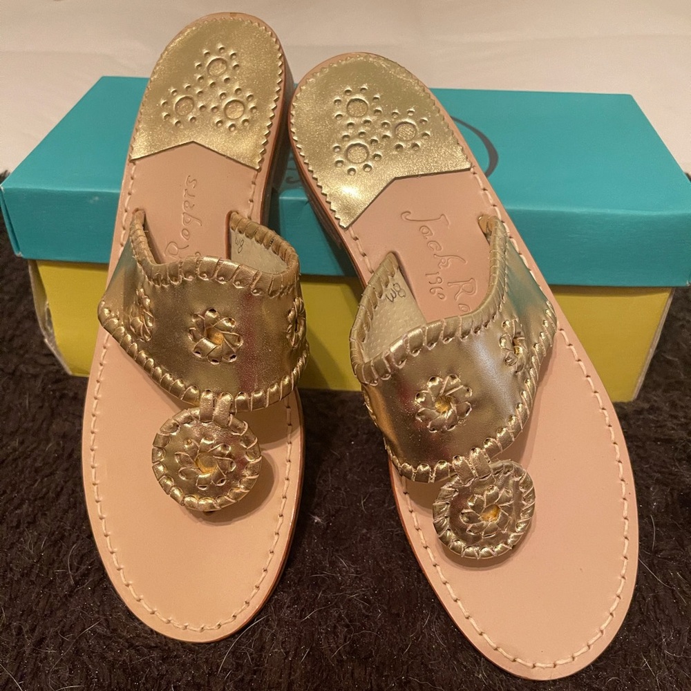 ❌SOLD❌On cross posted. Jack Rogers sandals